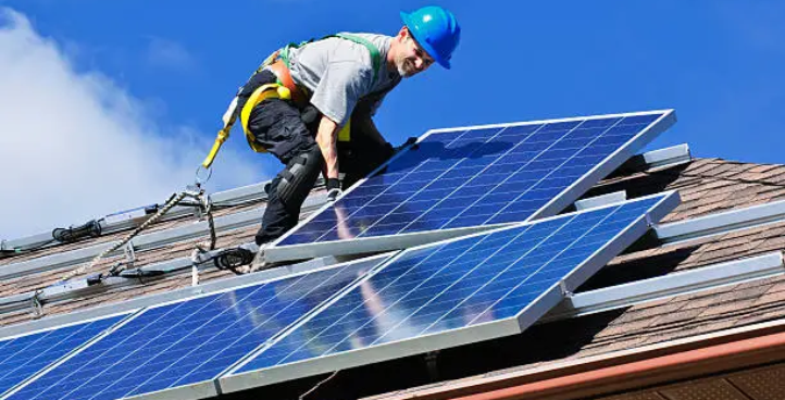 PANELES SOLARES